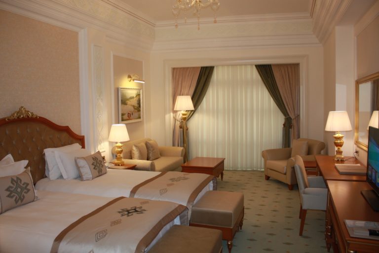 double-classic-room-768x512